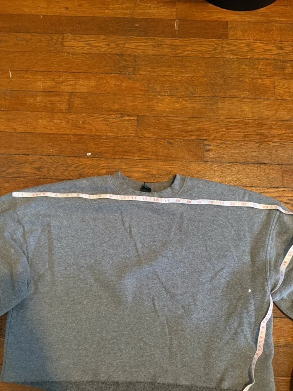 wild fable Gray Cropped Sweatshirt - Picture 4 of 5